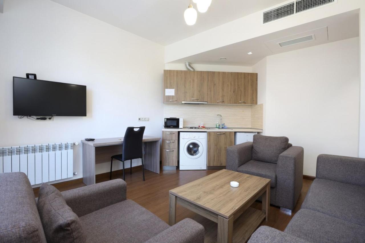 Stay Inn-Apartments On Buzand 17 Ереван Екстериор снимка