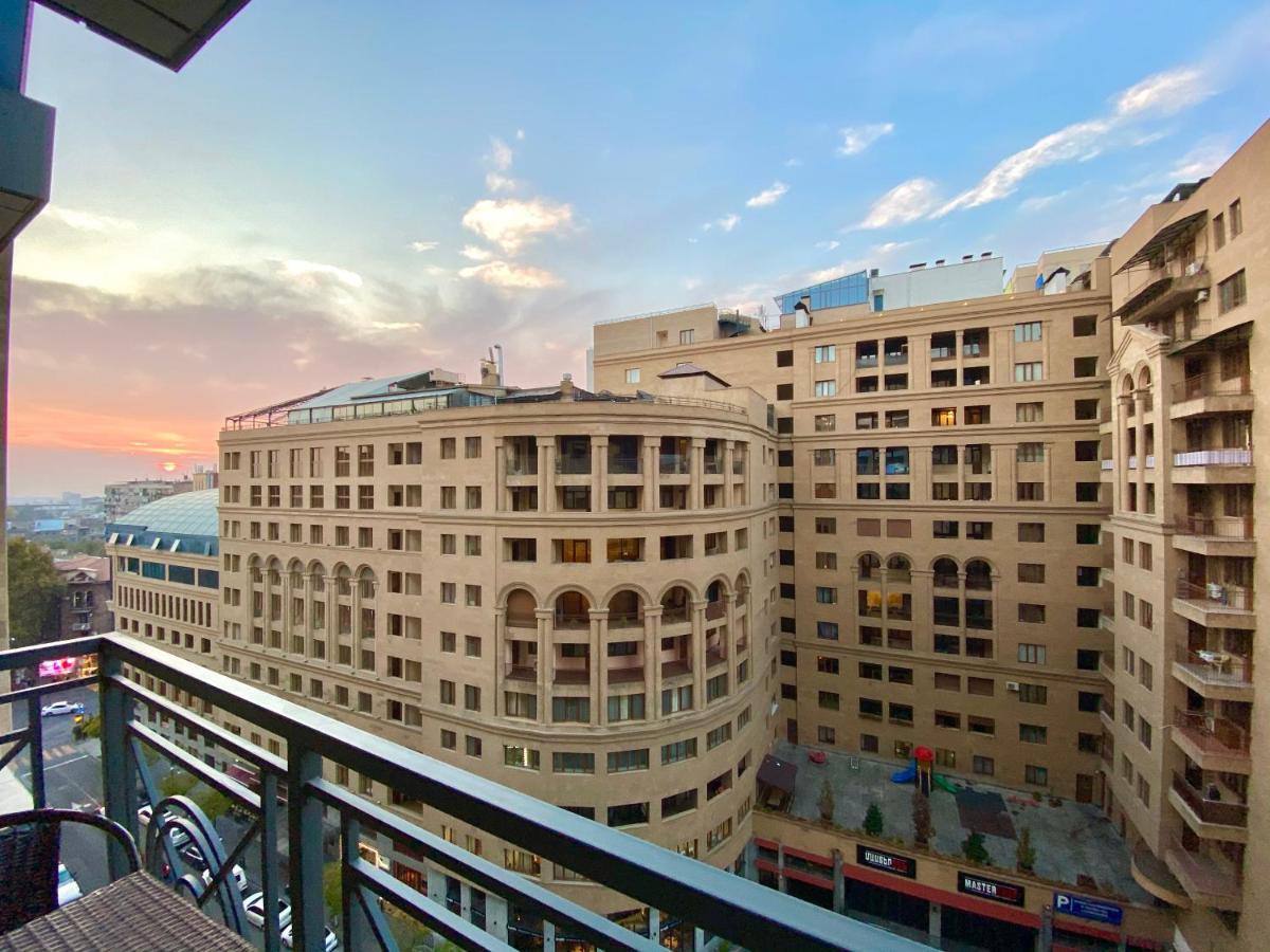Stay Inn-Apartments On Buzand 17 Ереван Екстериор снимка