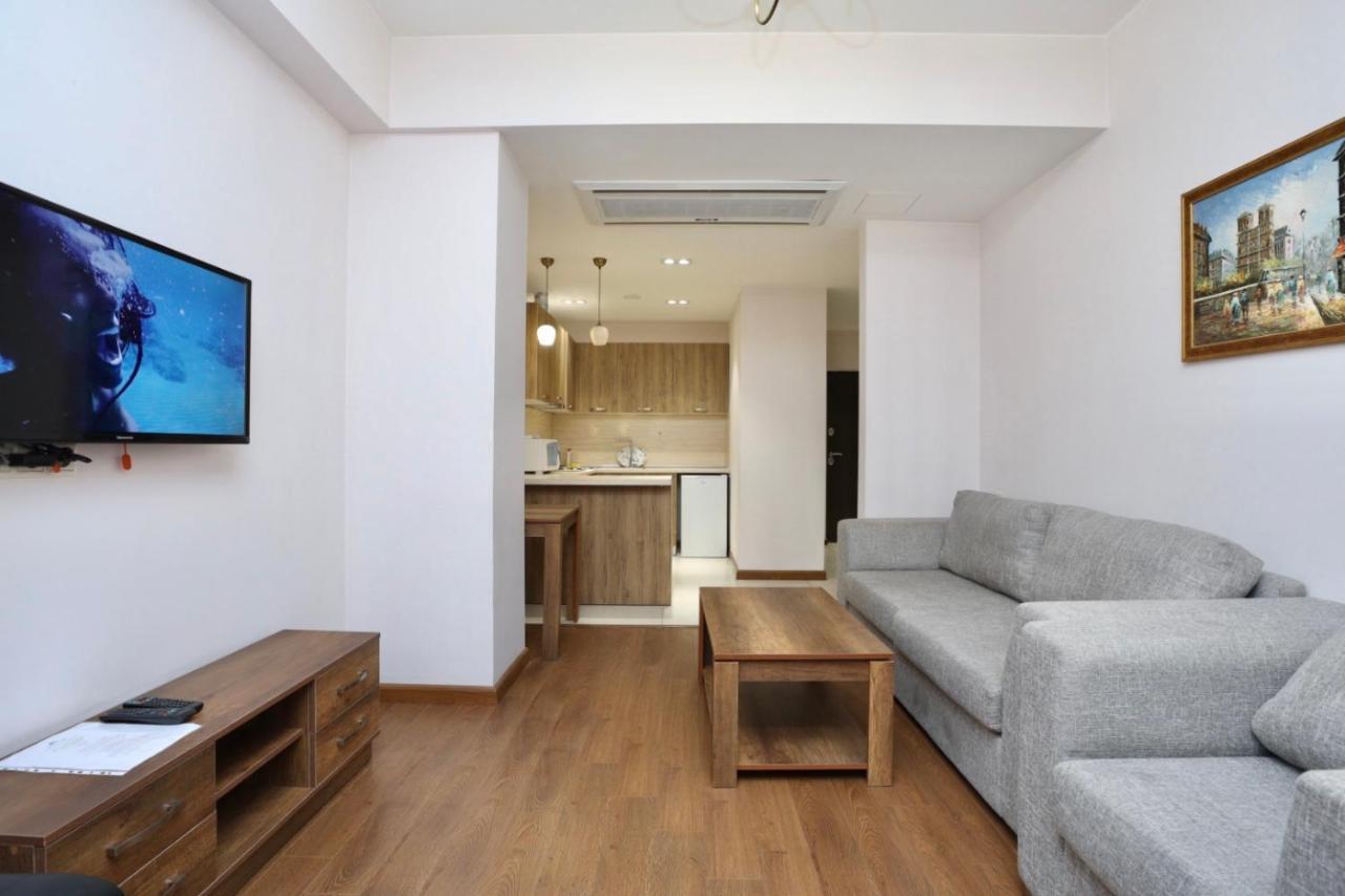 Stay Inn-Apartments On Buzand 17 Ереван Екстериор снимка