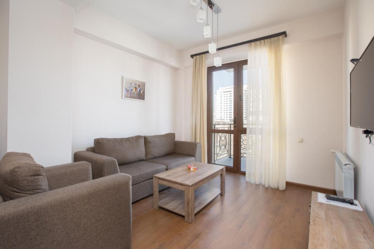 Stay Inn-Apartments On Buzand 17 Ереван Екстериор снимка