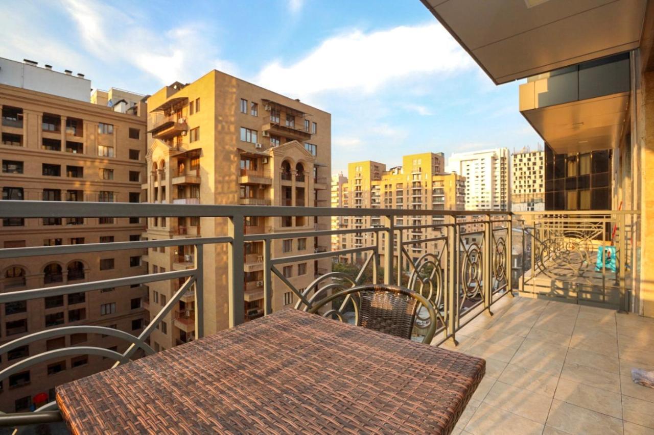 Stay Inn-Apartments On Buzand 17 Ереван Екстериор снимка