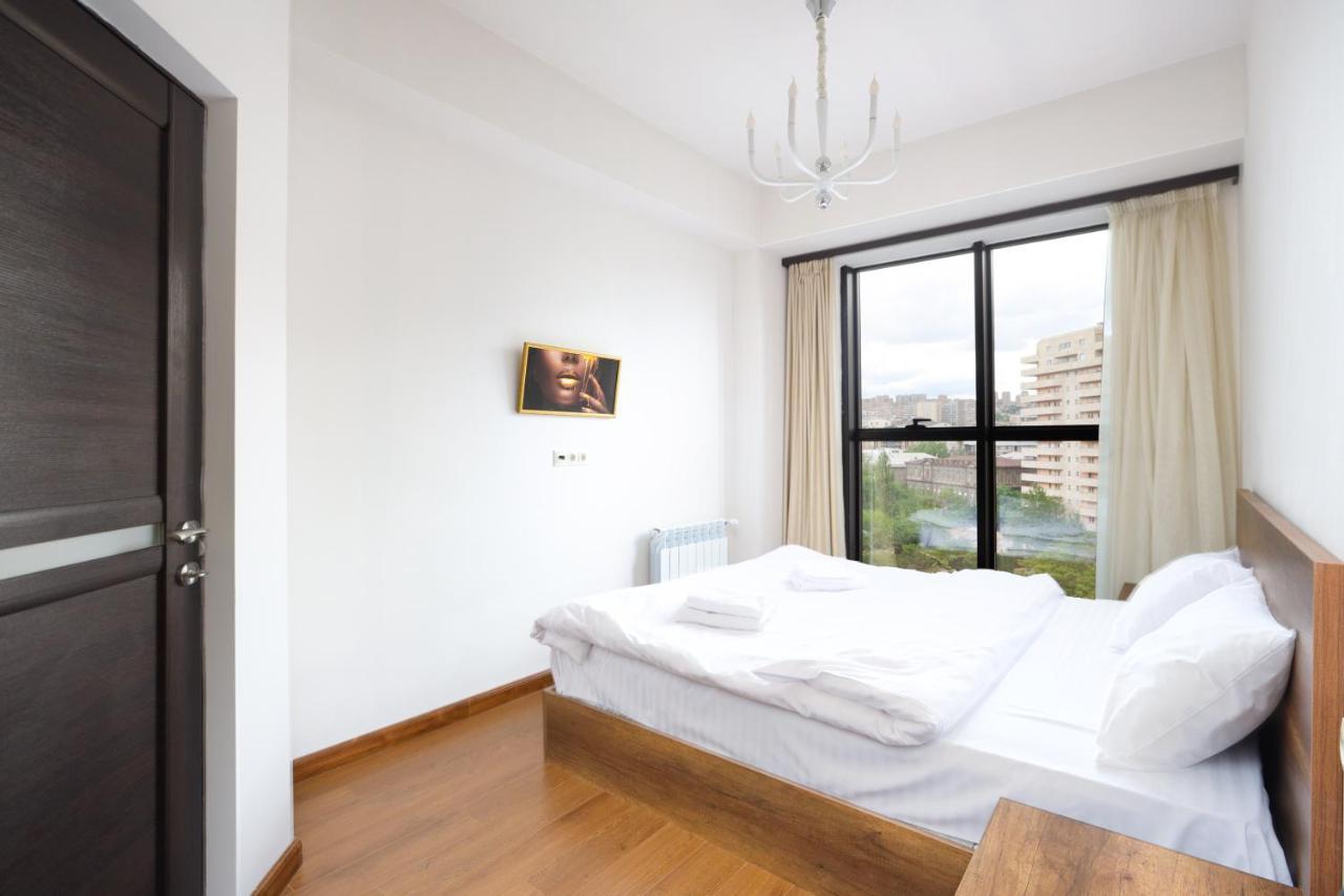 Stay Inn-Apartments On Buzand 17 Ереван Екстериор снимка