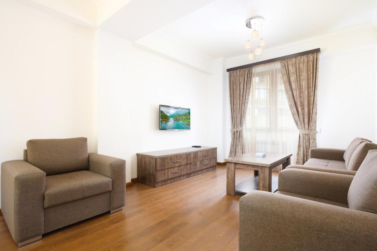 Stay Inn-Apartments On Buzand 17 Ереван Екстериор снимка