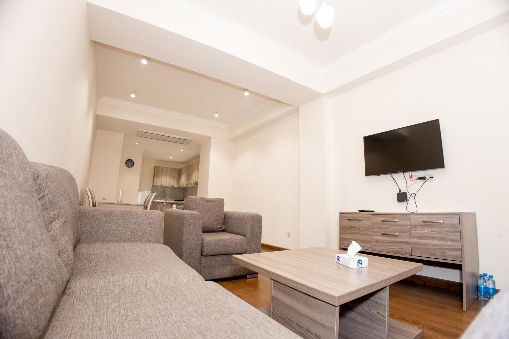 Stay Inn-Apartments On Buzand 17 Ереван Екстериор снимка