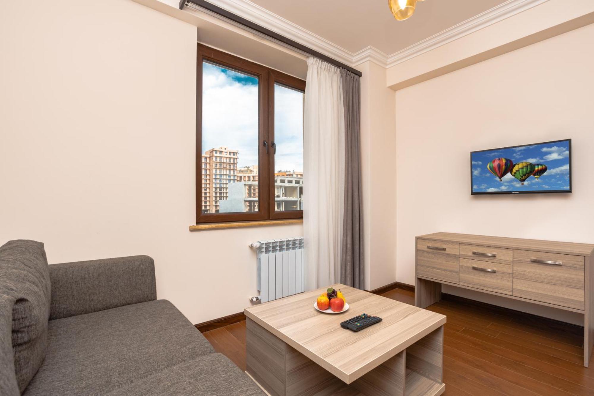 Stay Inn-Apartments On Buzand 17 Ереван Екстериор снимка