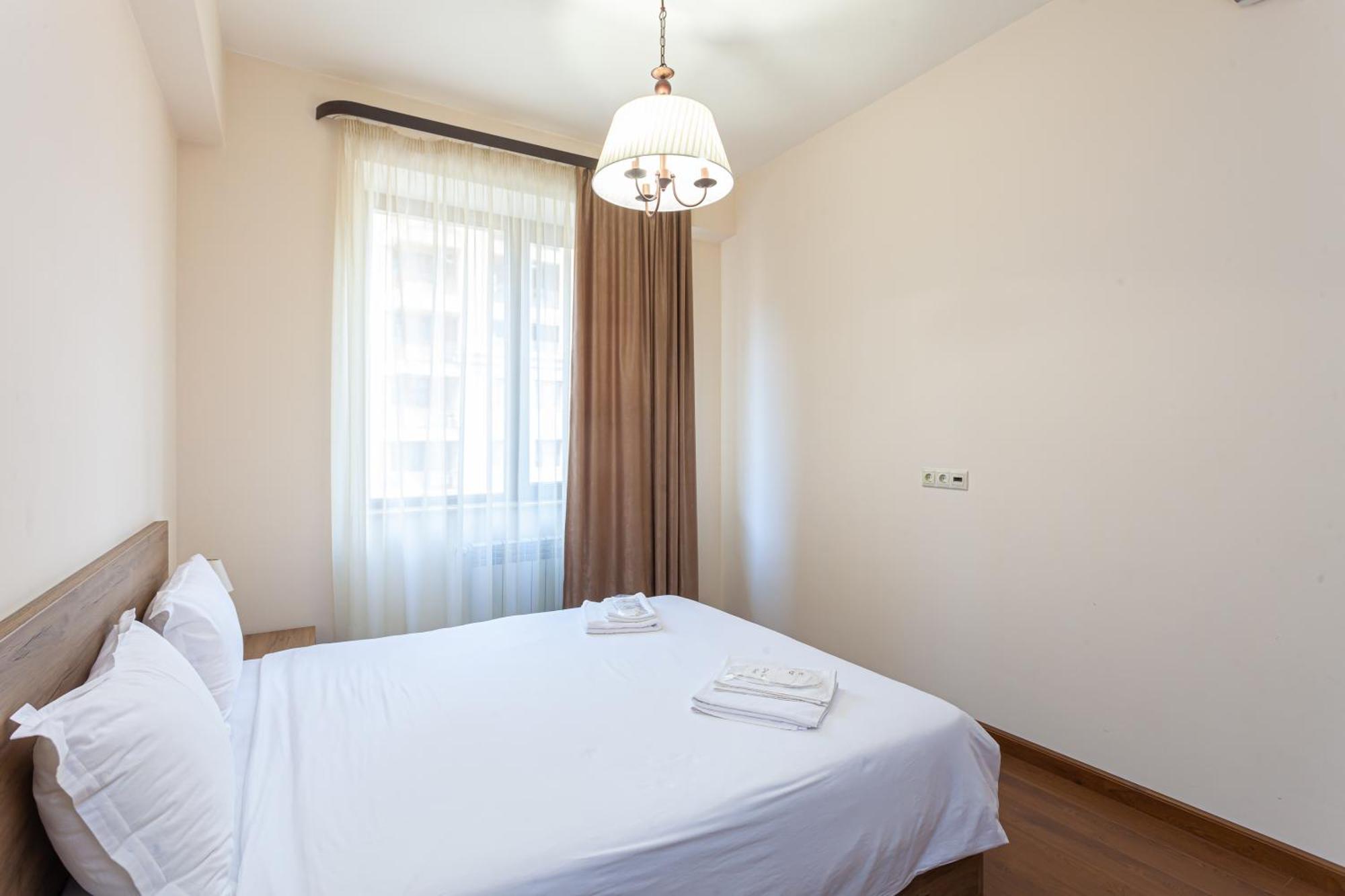 Stay Inn-Apartments On Buzand 17 Ереван Екстериор снимка